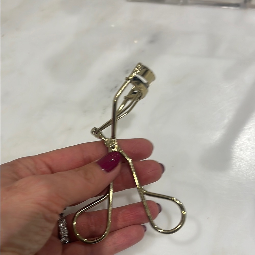 Gold Eyelash Curler